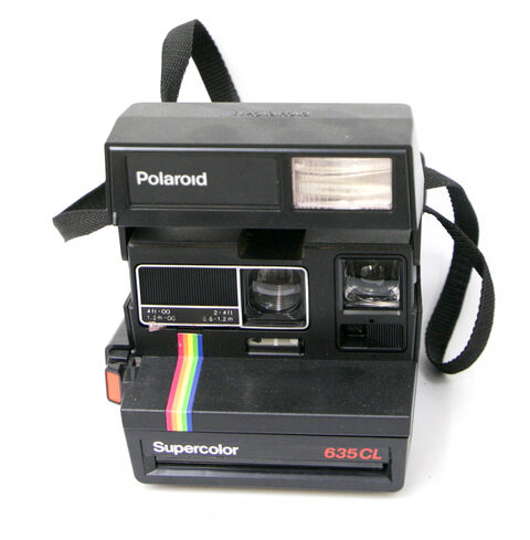 7: Polaroid Supercolor 635 CL Descriptifs: Polaroid Supercolor 635 CL
Film: Polaroid 600
état général: excellent, en état de marche
Prix : 60 € ( + prix du transport)