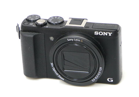 2: Sony G Descriptifs: 
Sony G
Compact
20,4 Méga Pixels
Qualité HD
Etat général: impeccable, en état de marche
Prix : 180€ ( + prix du transport)